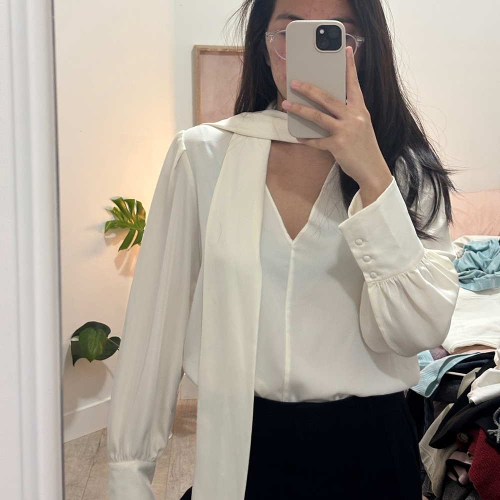 Mango Elegant White Blouse - Picture 2 of 2
